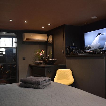 Euphrate Houseboat Hotel อัมสเตอร์ดัม ภายนอก รูปภาพ