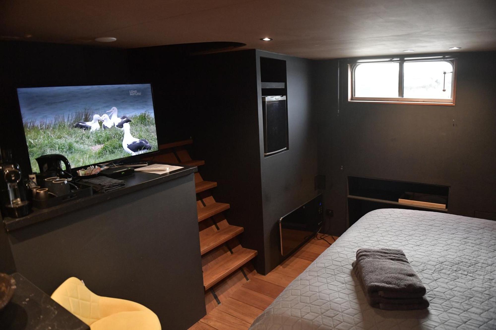 Euphrate Houseboat Hotel อัมสเตอร์ดัม ภายนอก รูปภาพ